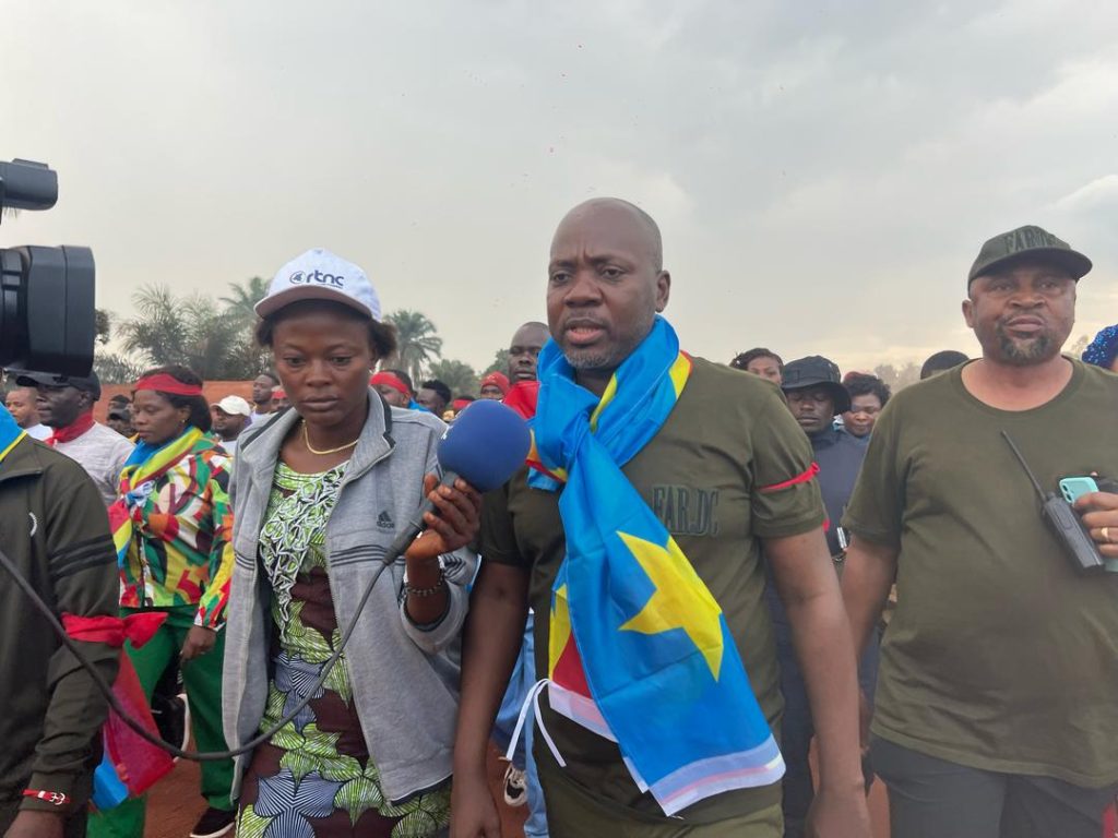 *Haut-Uele : le gouverneur Jean Bakomito en appelle à un sursaut patriotique de l’élite intellectuelle pour renforcer les rangs des FARDC*
